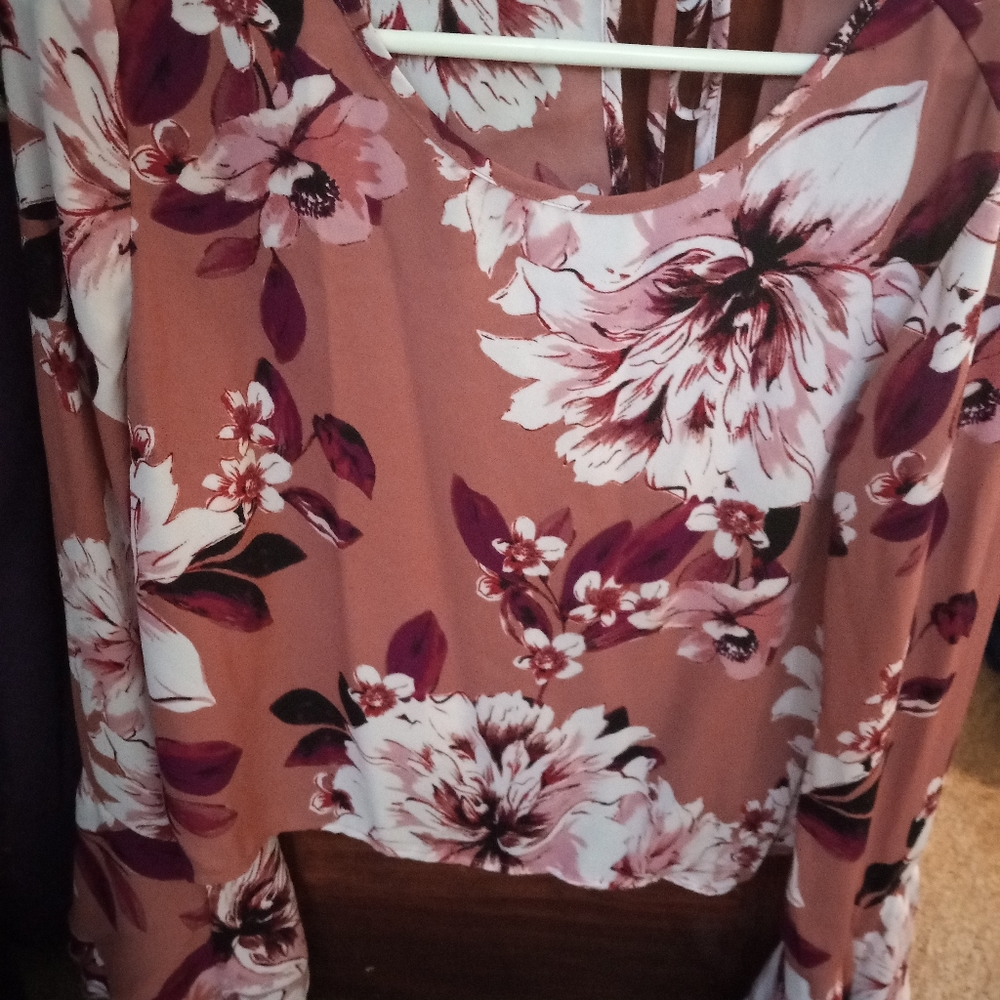 Women's shirt